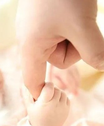 不清楚试管打安苏萌对身体有无影响瞧，会不会胀气全了解